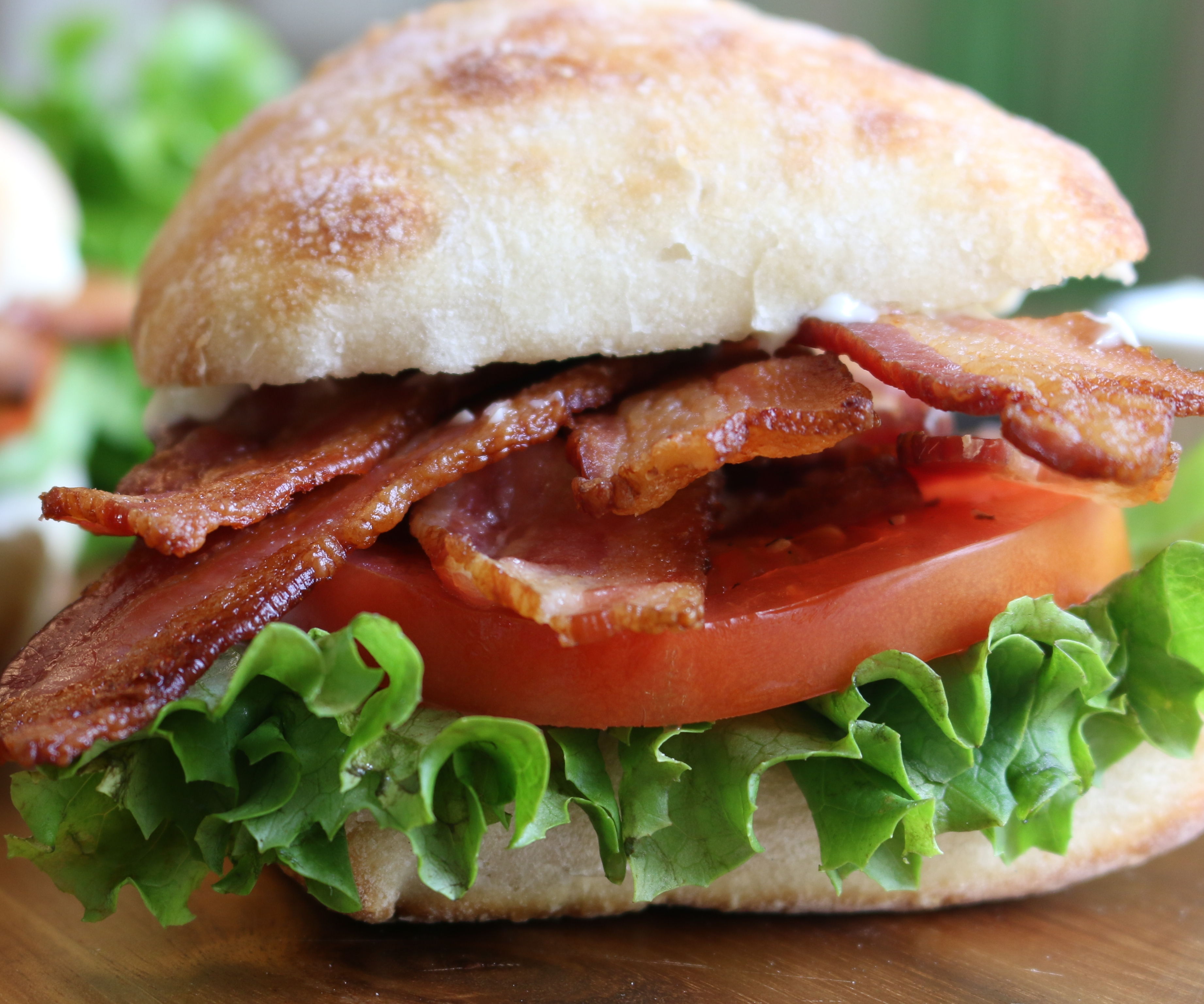 How to Make a Classic BLT Sandwich
